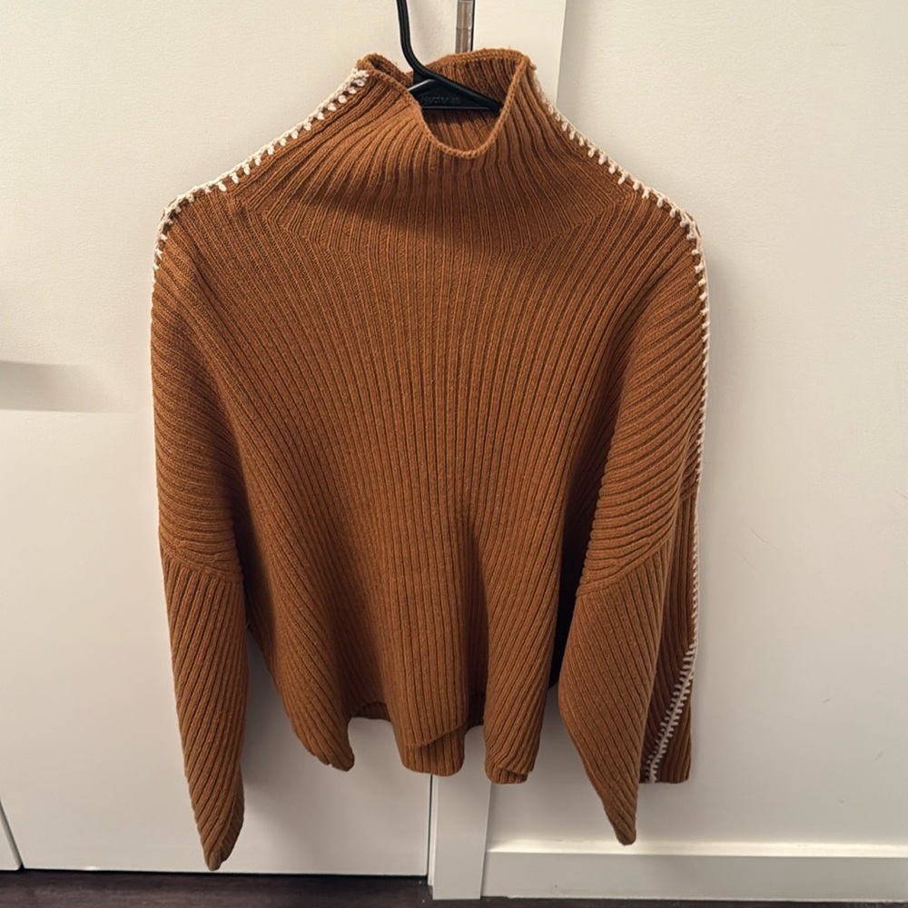 Rag & bone wool turtleneck sweater. Size S